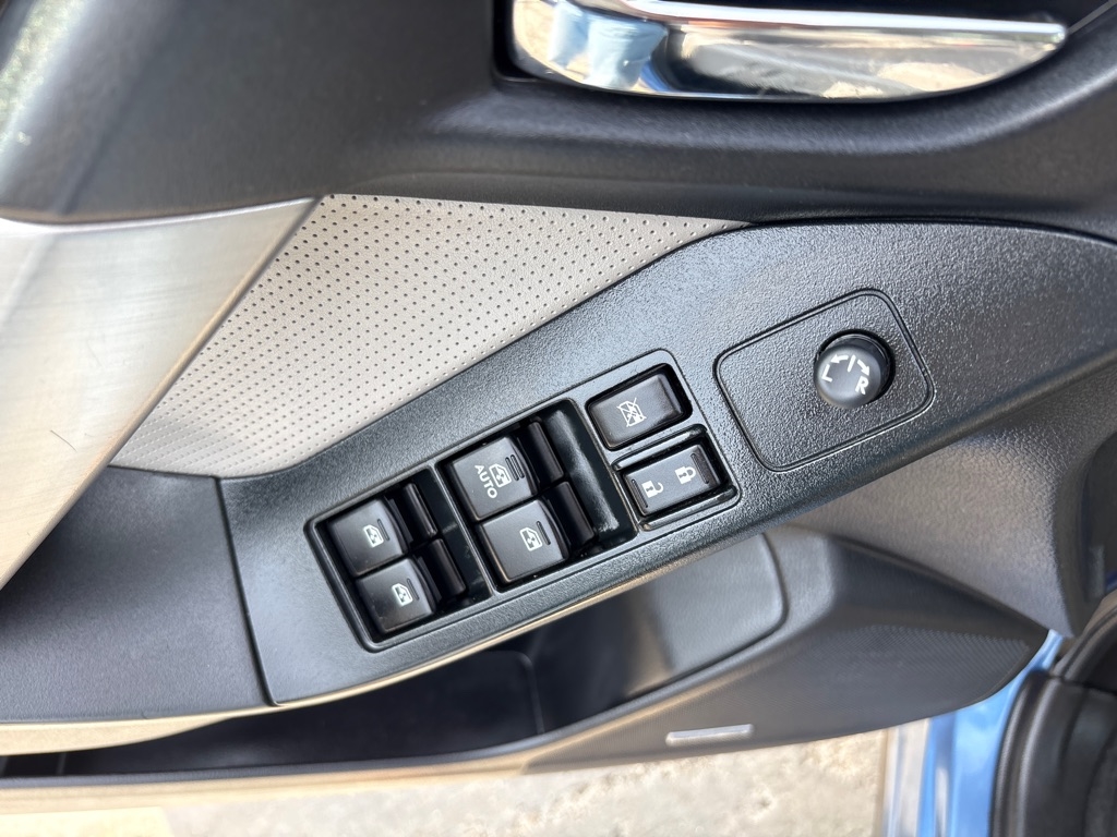 Subaru Forester 4dr CVT 2.5i Touring PZEV 2015