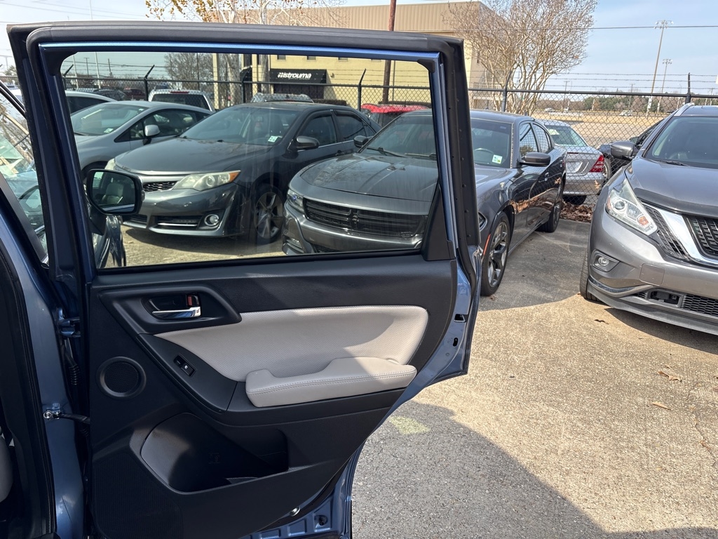 Subaru Forester 4dr CVT 2.5i Touring PZEV 2015