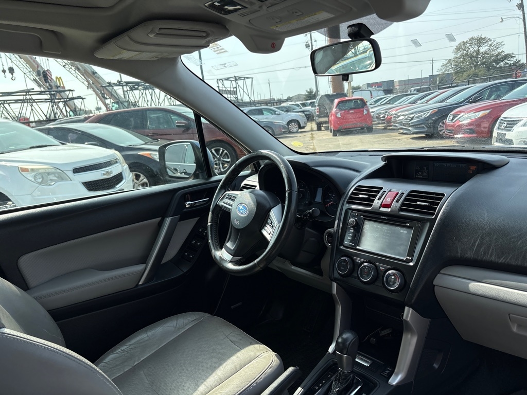 Subaru Forester 4dr CVT 2.5i Touring PZEV 2015