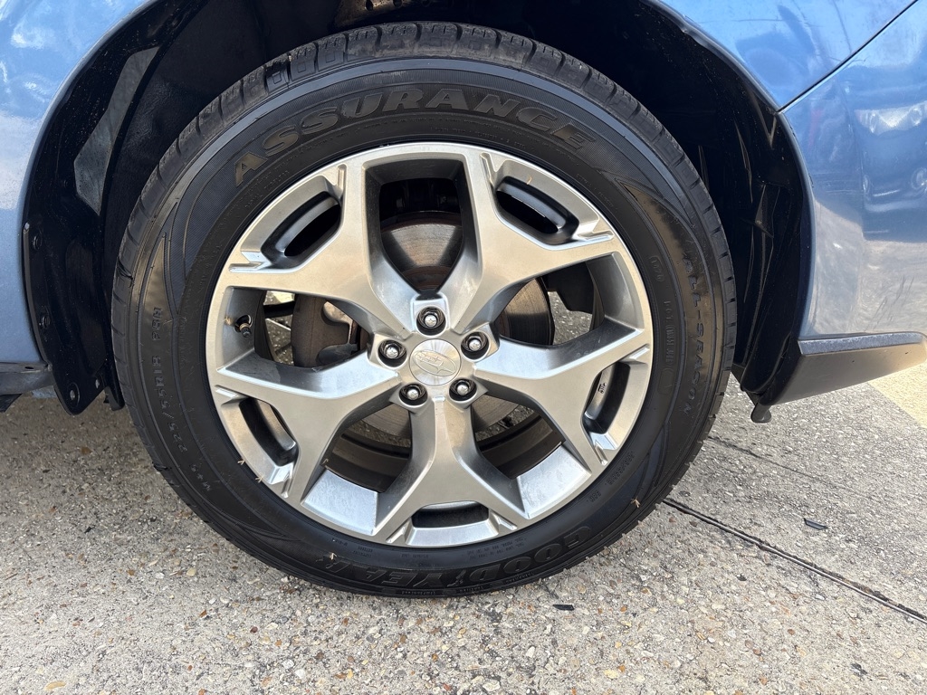 Subaru Forester 4dr CVT 2.5i Touring PZEV 2015