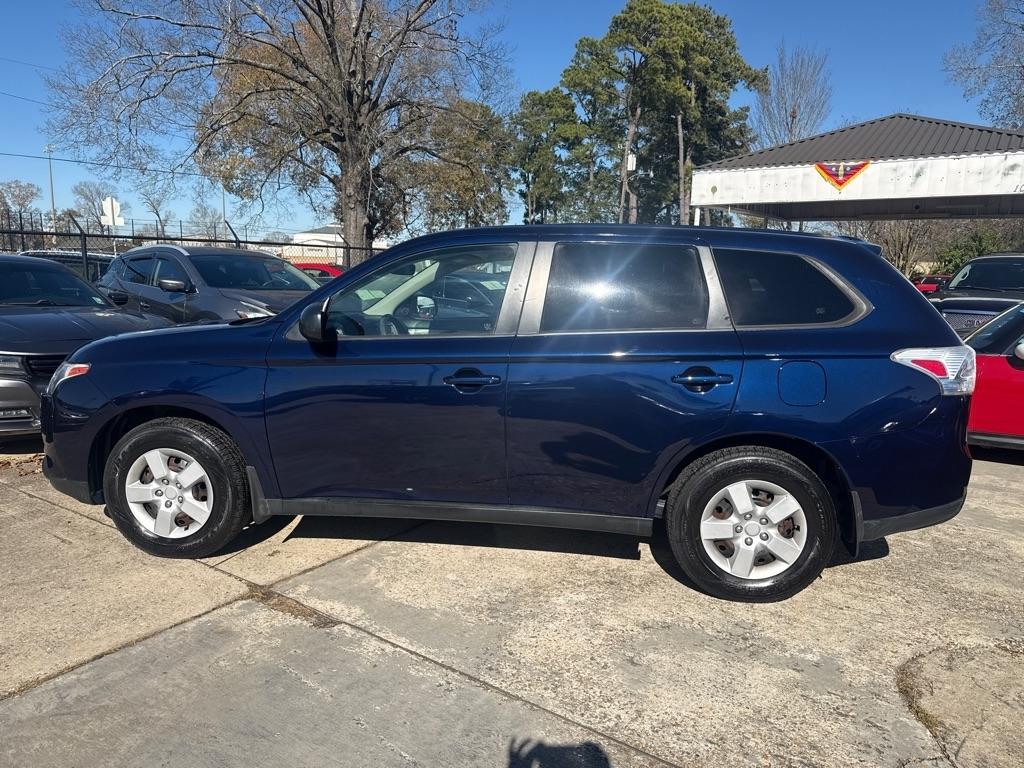 Mitsubishi Outlander 2WD 4dr ES 2014