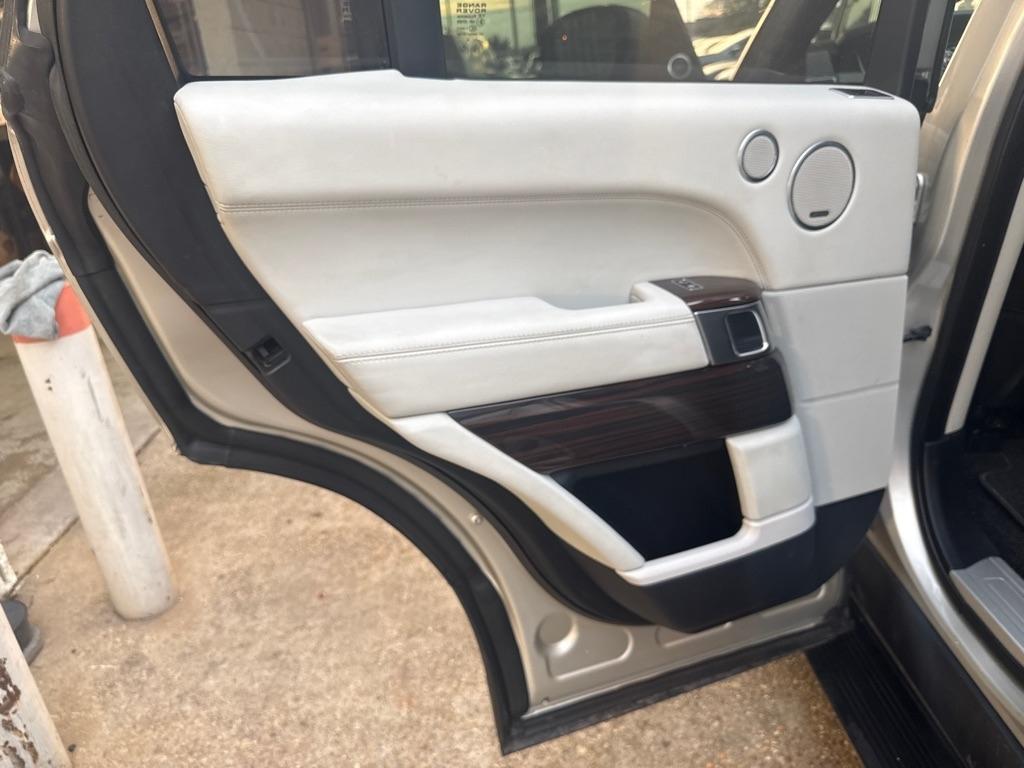 Land Rover Range Rover 4WD 4dr HSE 2014