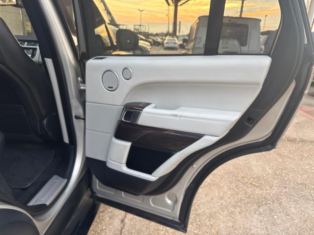 Land Rover Range Rover 4WD 4dr HSE 2014