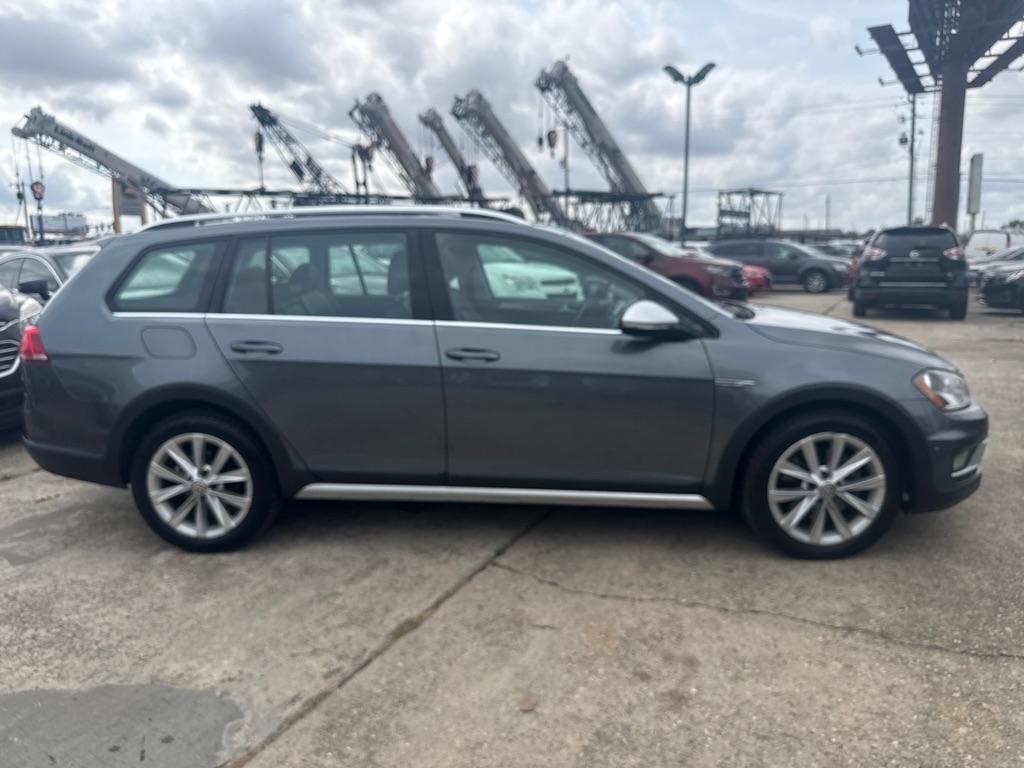 Volkswagen Golf Alltrack 1.8T S DSG 2017