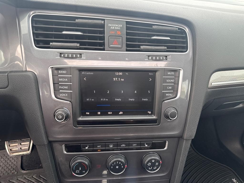 Volkswagen Golf Alltrack 1.8T S DSG 2017