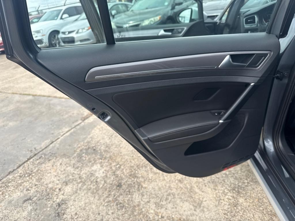 Volkswagen Golf Alltrack 1.8T S DSG 2017