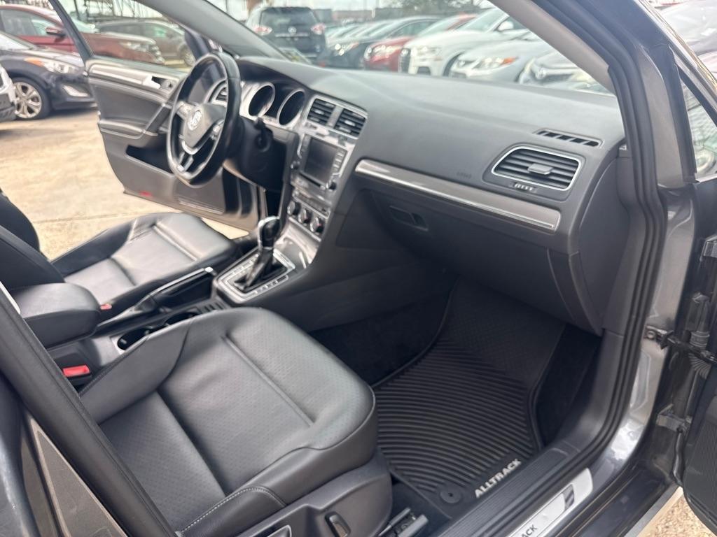 Volkswagen Golf Alltrack 1.8T S DSG 2017