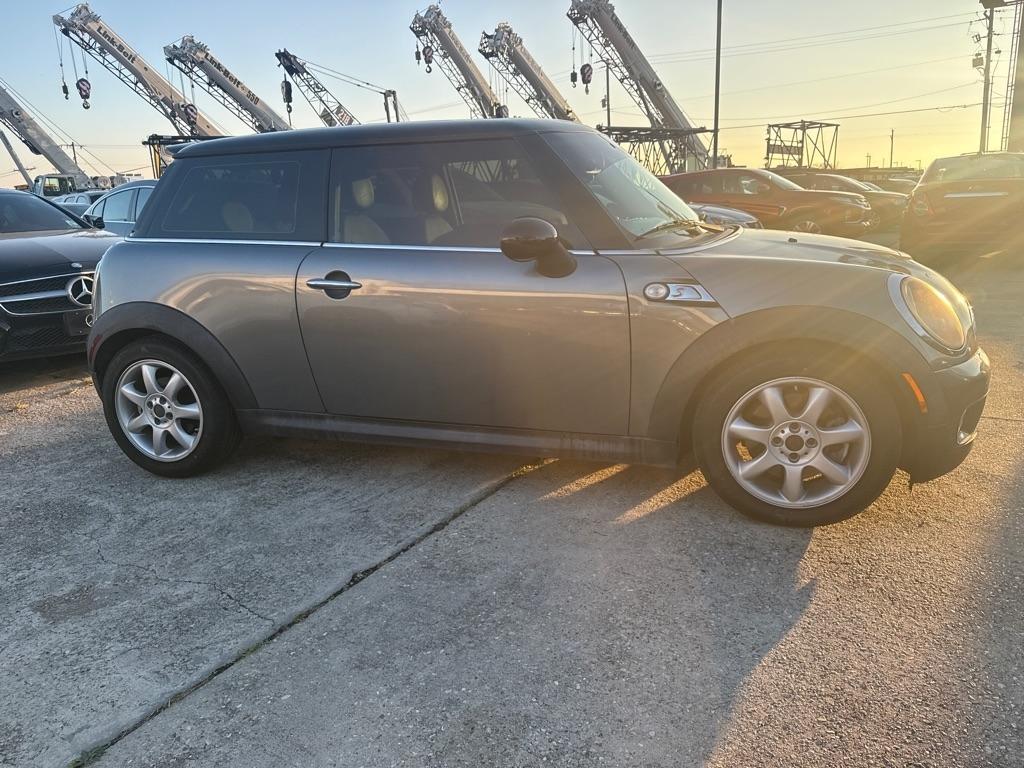 MINI Cooper Hardtop 2dr Cpe S 2010