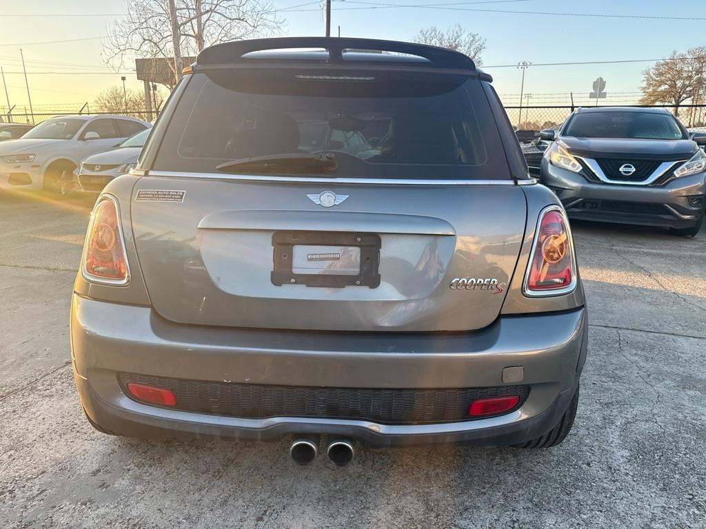 MINI Cooper Hardtop 2dr Cpe S 2010