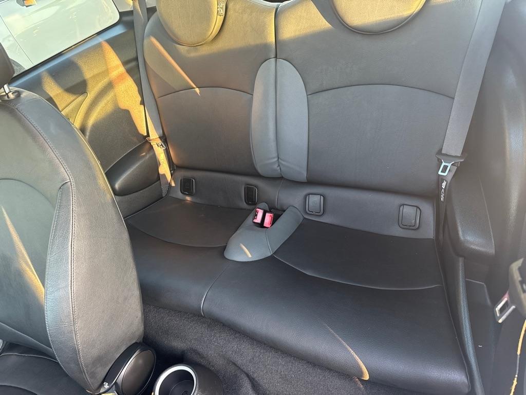 MINI Cooper Hardtop 2dr Cpe S 2010