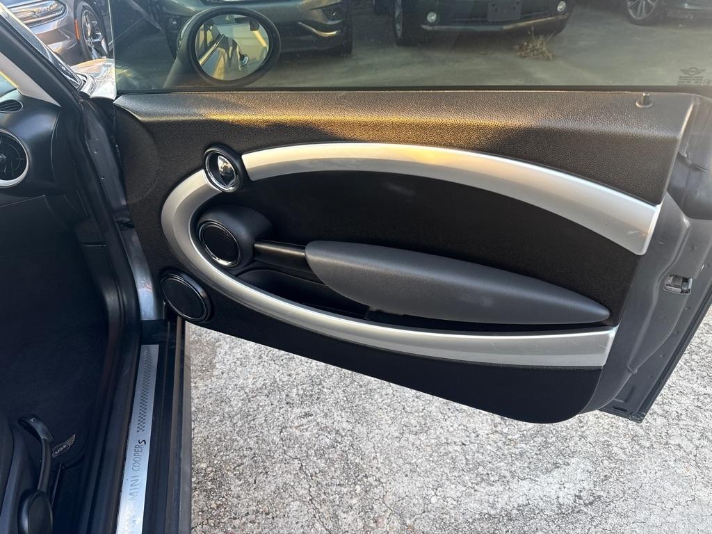 MINI Cooper Hardtop 2dr Cpe S 2010