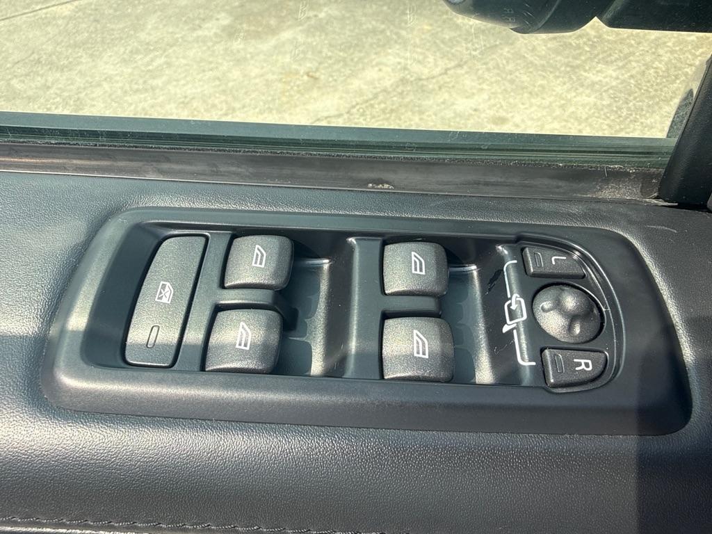 Land Rover Range Rover Sport 4WD 4dr HSE LUX 2013