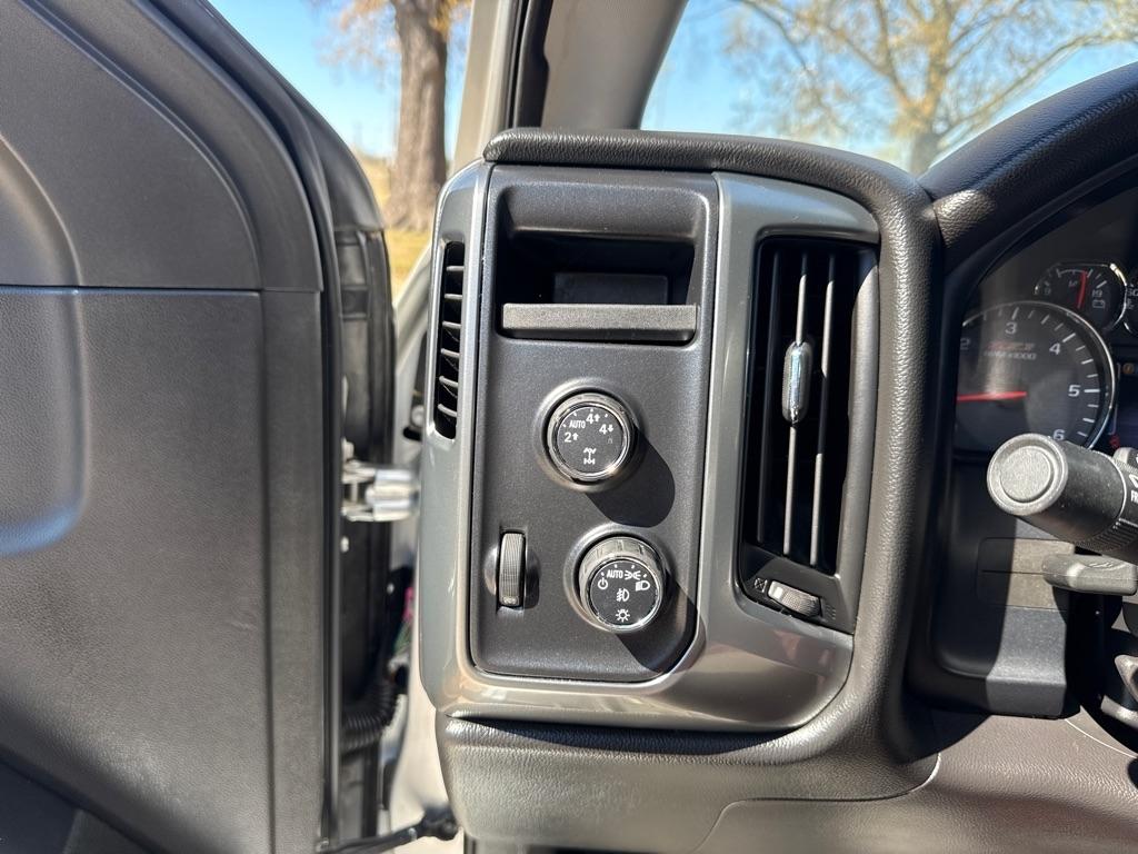 Chevrolet Silverado 1500 4WD Crew Cab 143.5" LT w/2LT 2014