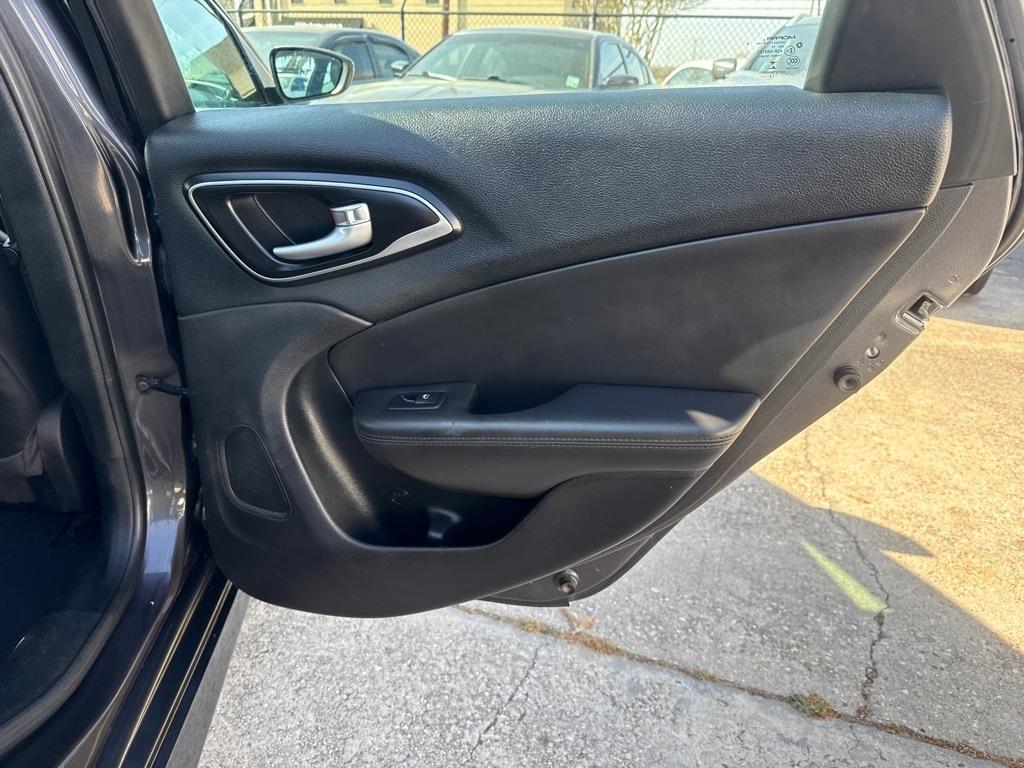 Chrysler 200 Limited Platinum FWD 2017