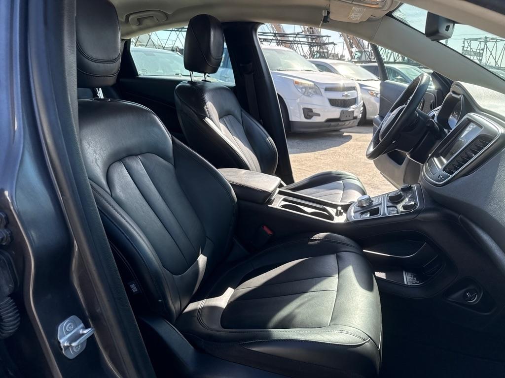 Chrysler 200 Limited Platinum FWD 2017