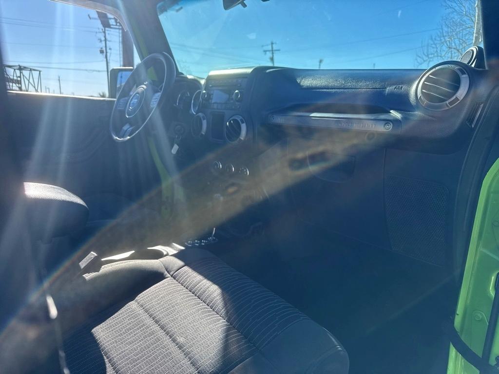 Jeep Wrangler 4WD 2dr Sport 2012