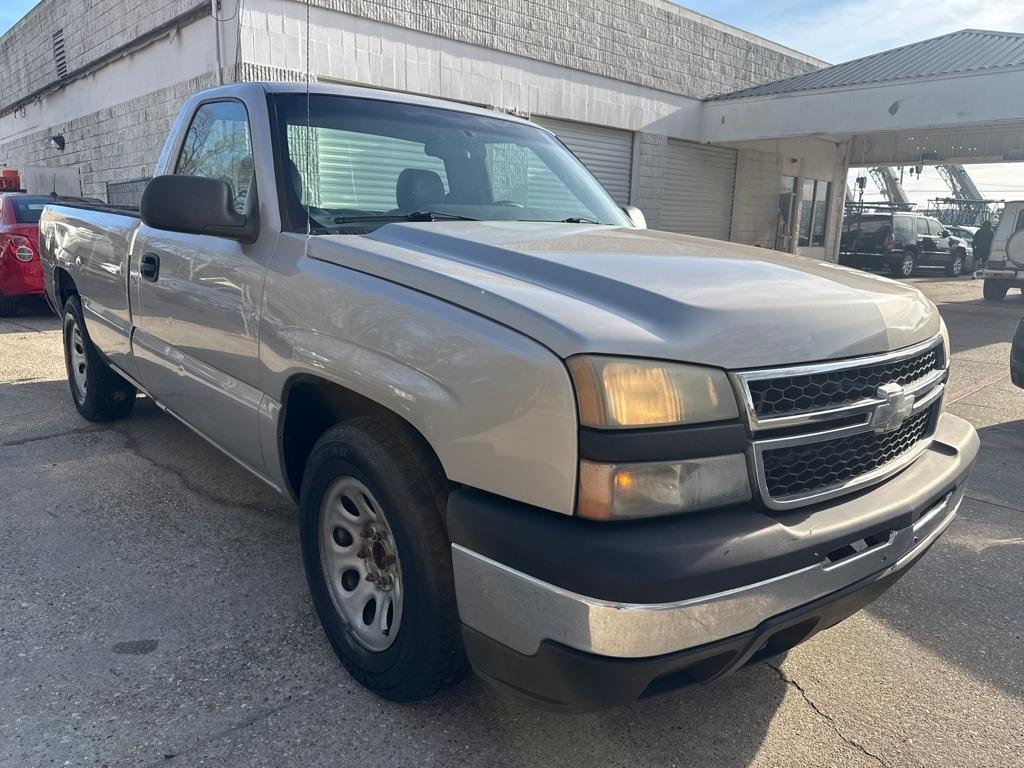 Chevrolet Silverado 1500 Reg Cab 133.0" WB 2WD Work Truck 2006