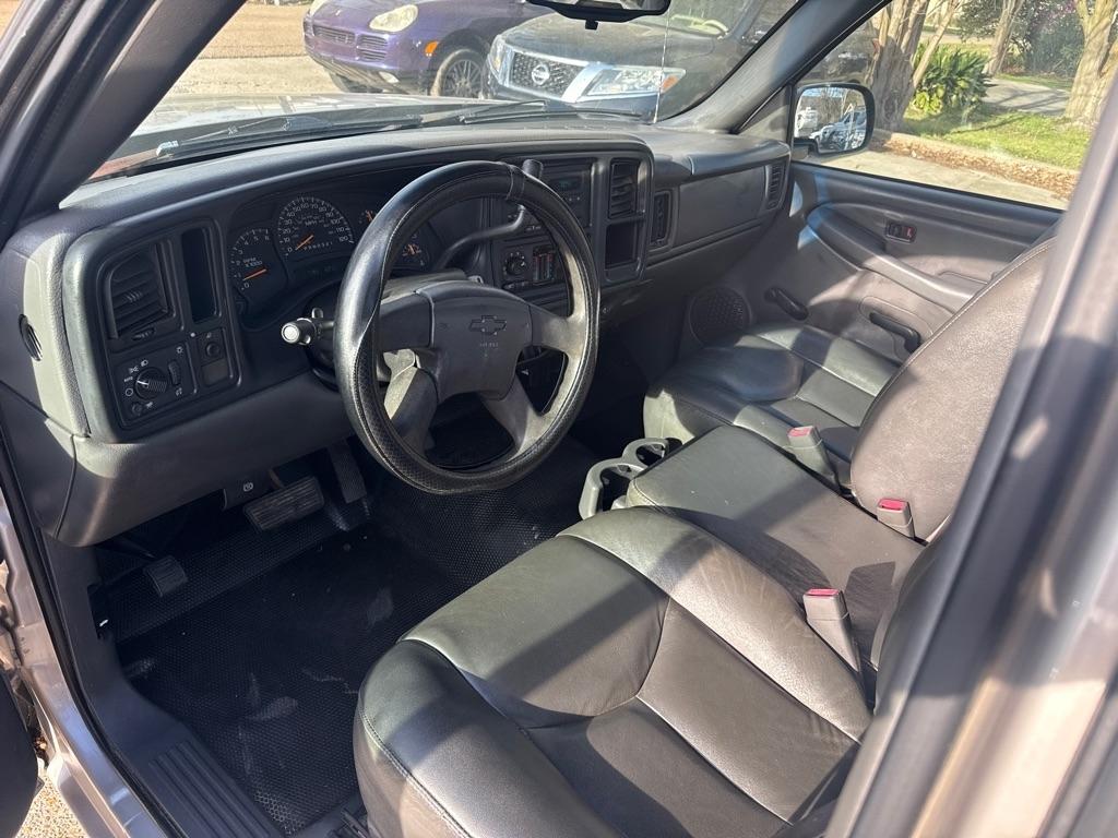 Chevrolet Silverado 1500 Reg Cab 133.0" WB 2WD Work Truck 2006