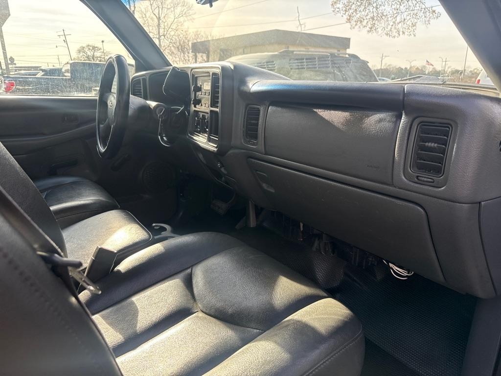 Chevrolet Silverado 1500 Reg Cab 133.0" WB 2WD Work Truck 2006