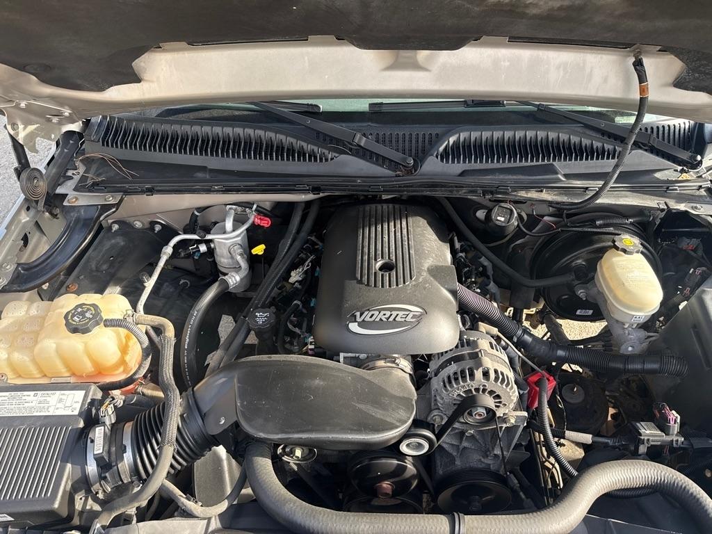 Chevrolet Silverado 1500 Reg Cab 133.0" WB 2WD Work Truck 2006