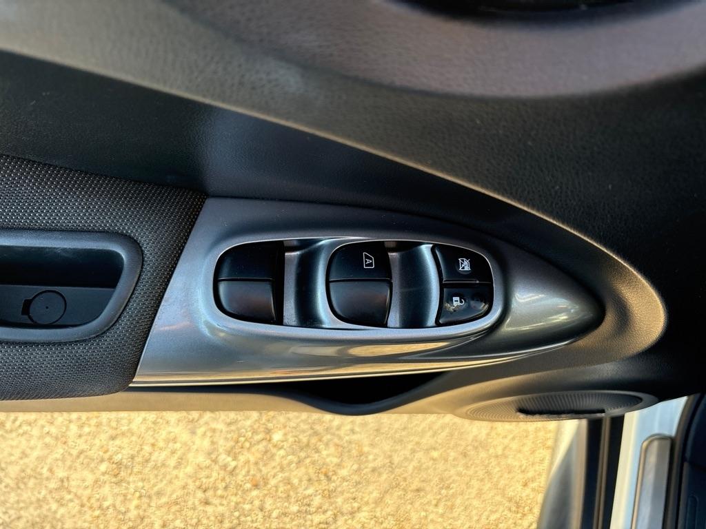 Nissan Juke 5dr Wgn CVT SL FWD 2014