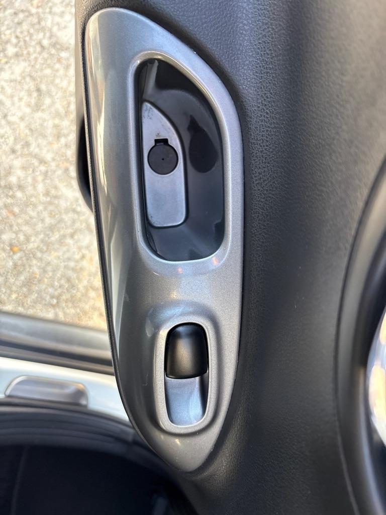 Nissan Juke 5dr Wgn CVT SL FWD 2014