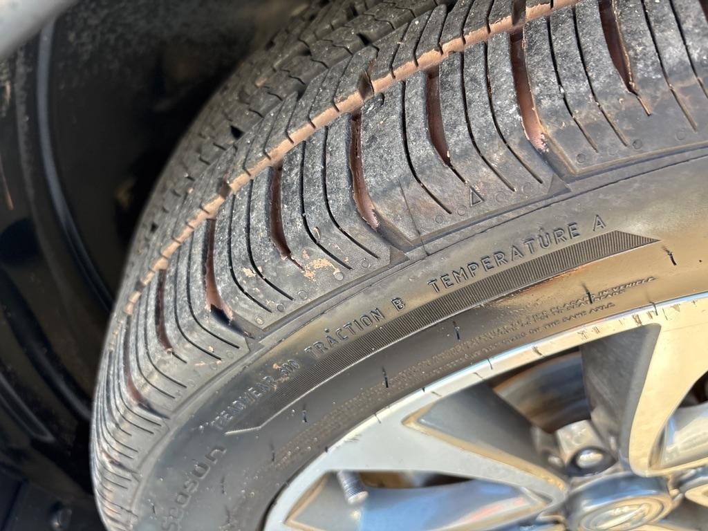 Nissan Juke 5dr Wgn CVT SL FWD 2014