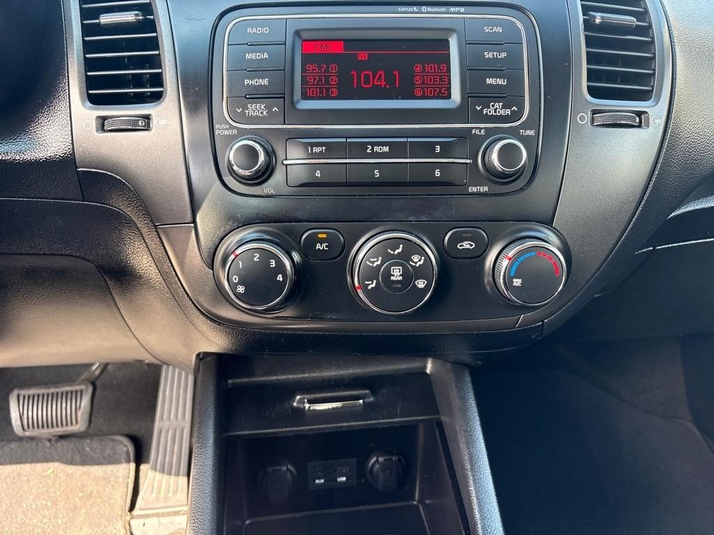 Kia Forte 4dr Sdn Auto LX 2014