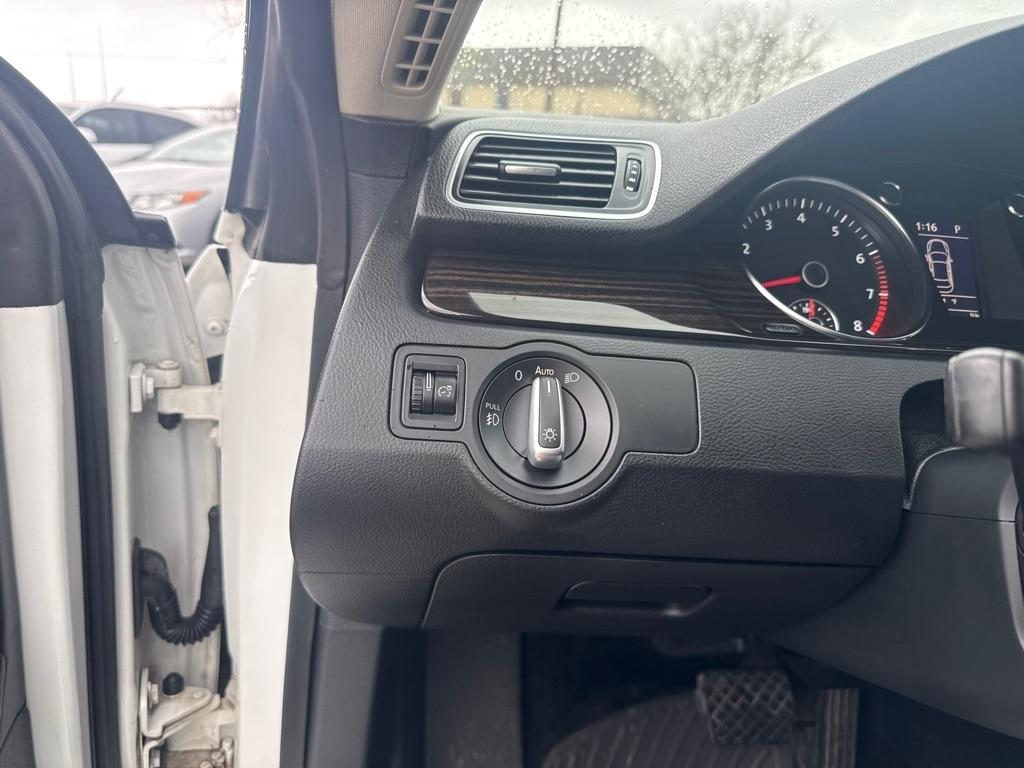 Volkswagen CC 2.0T Sport DSG PZEV 2017