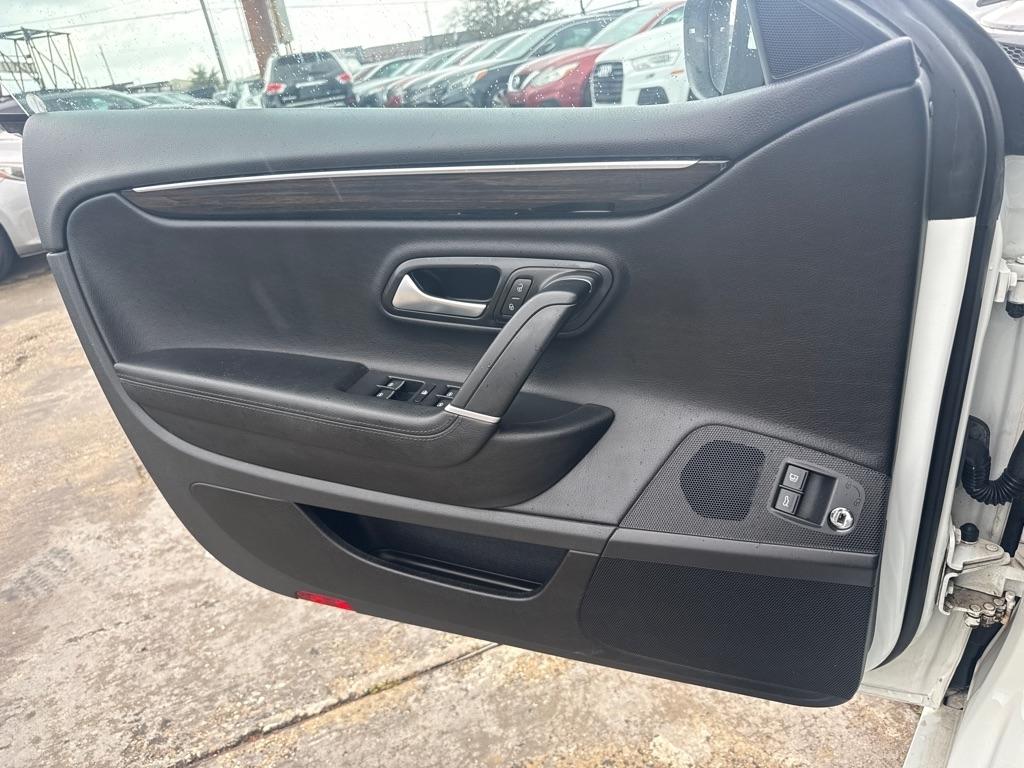 Volkswagen CC 2.0T Sport DSG PZEV 2017