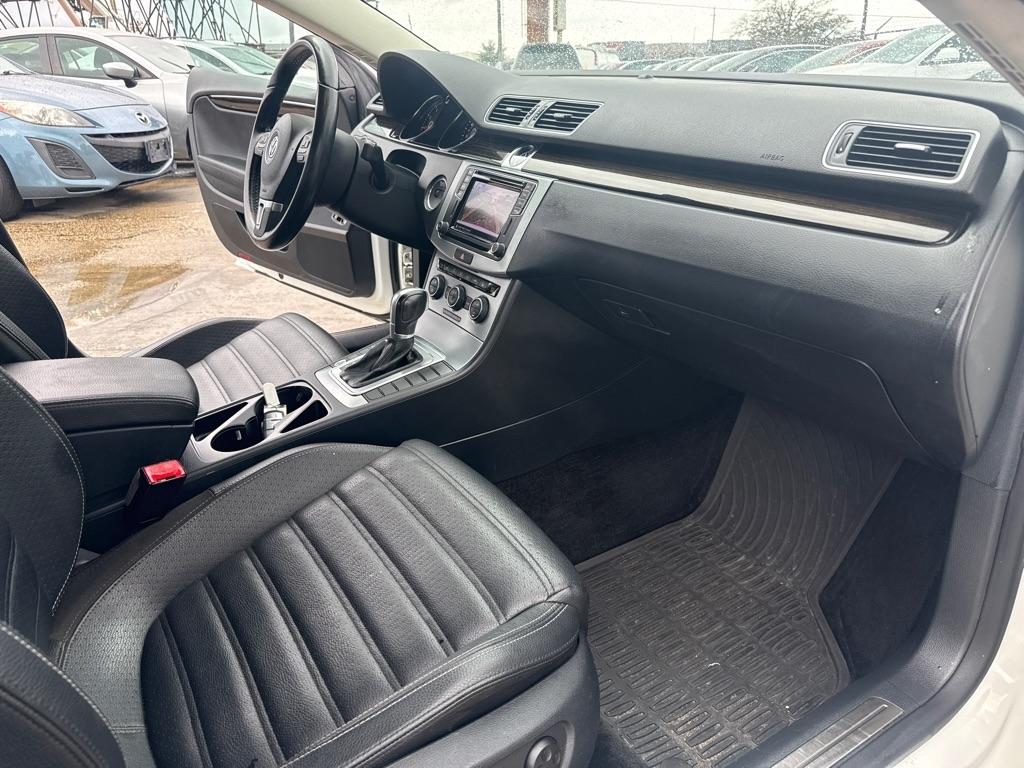 Volkswagen CC 2.0T Sport DSG PZEV 2017