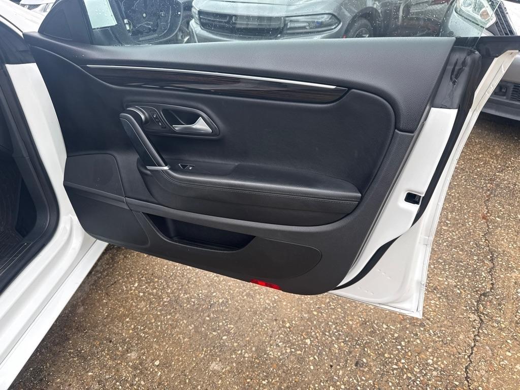 Volkswagen CC 2.0T Sport DSG PZEV 2017