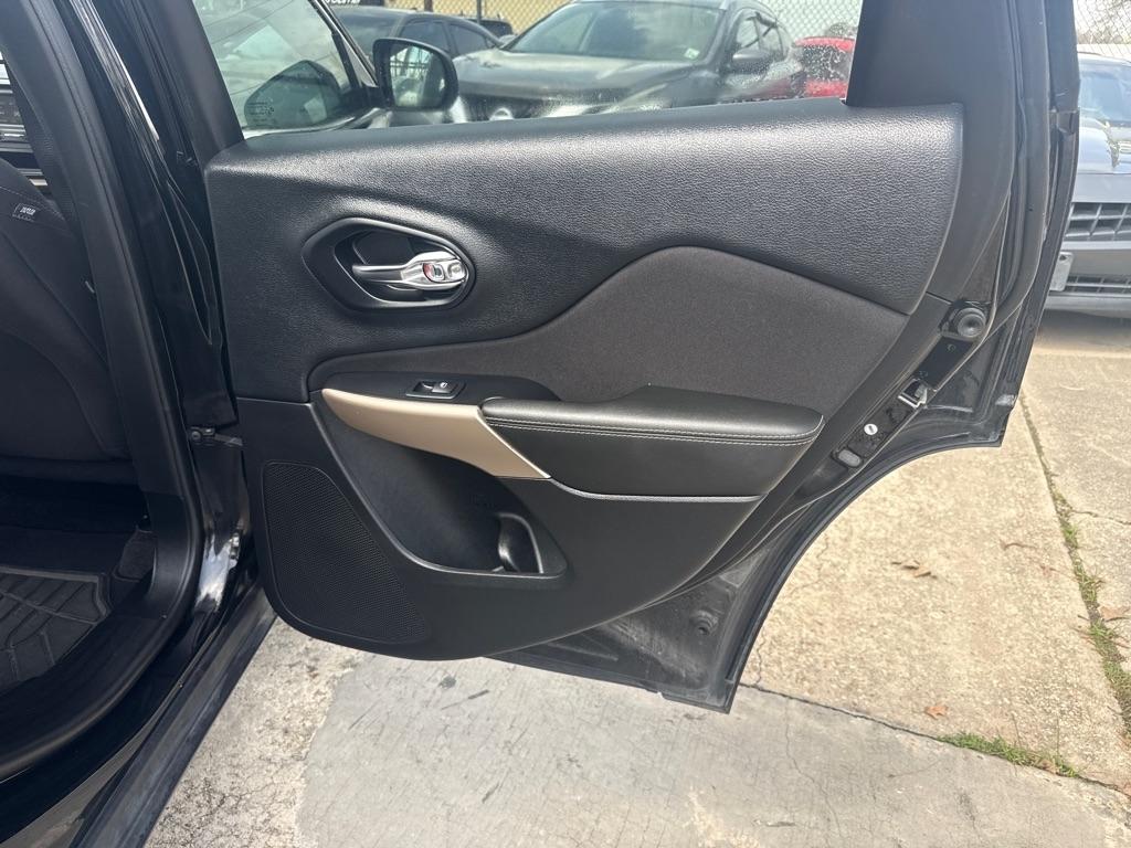 Jeep Cherokee Latitude FWD 2018