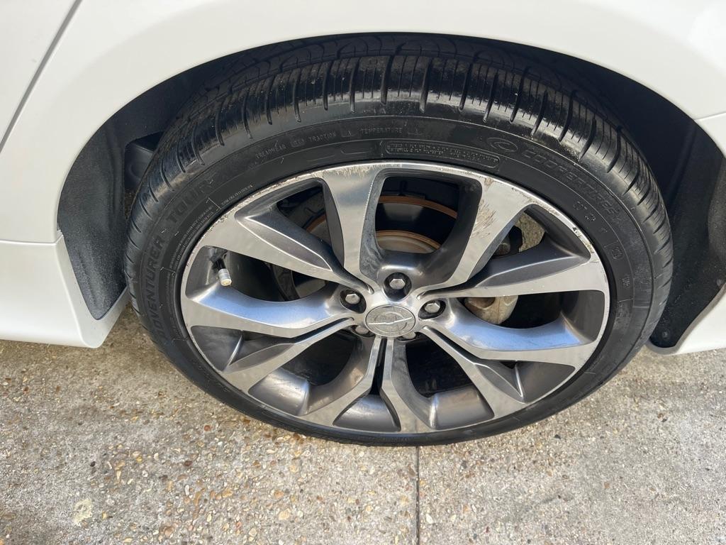 Chrysler 200 4dr Sdn C FWD 2015