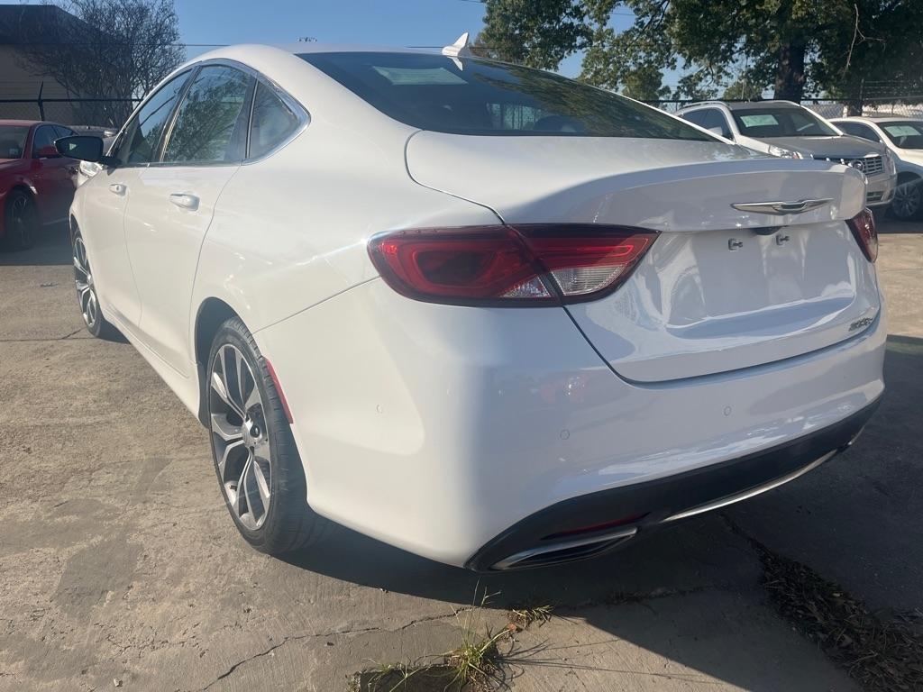 Chrysler 200 4dr Sdn C FWD 2015