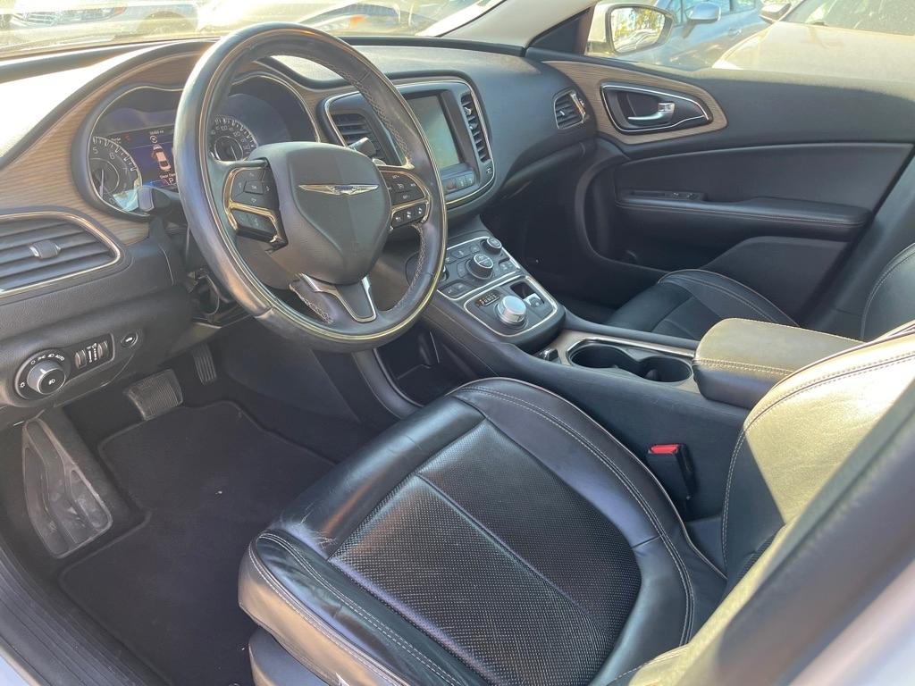 Chrysler 200 4dr Sdn C FWD 2015