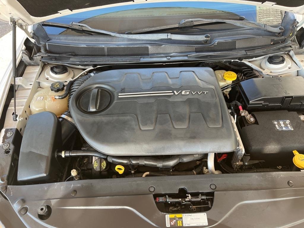 Chrysler 200 4dr Sdn C FWD 2015