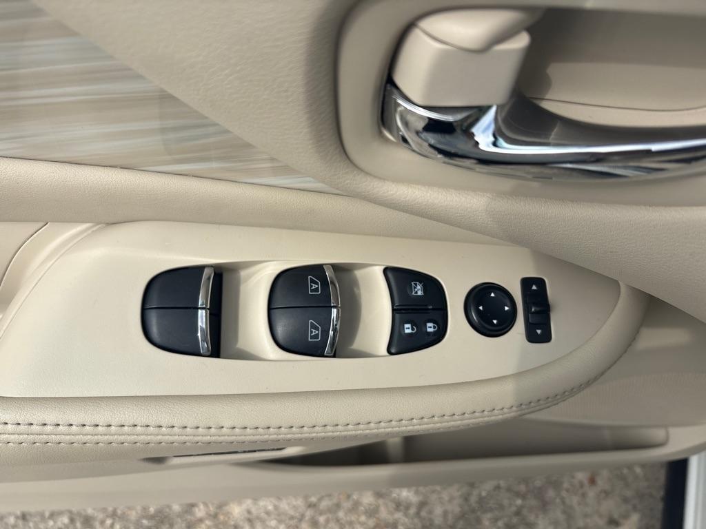 Nissan Murano FWD 4dr SL 2015