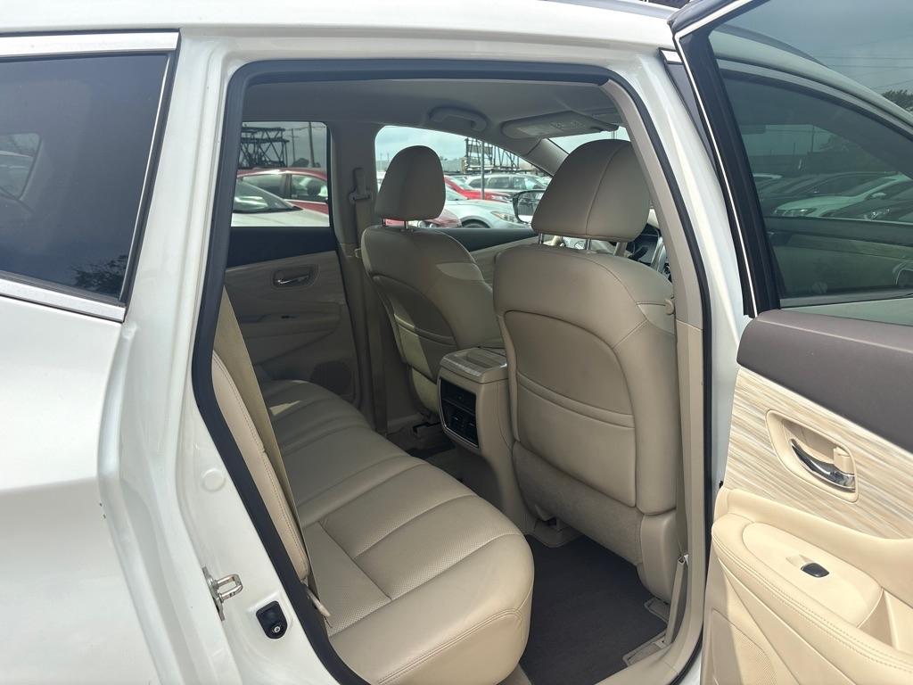 Nissan Murano FWD 4dr SL 2015