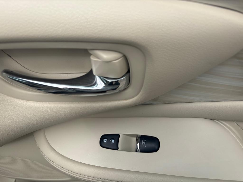 Nissan Murano FWD 4dr SL 2015