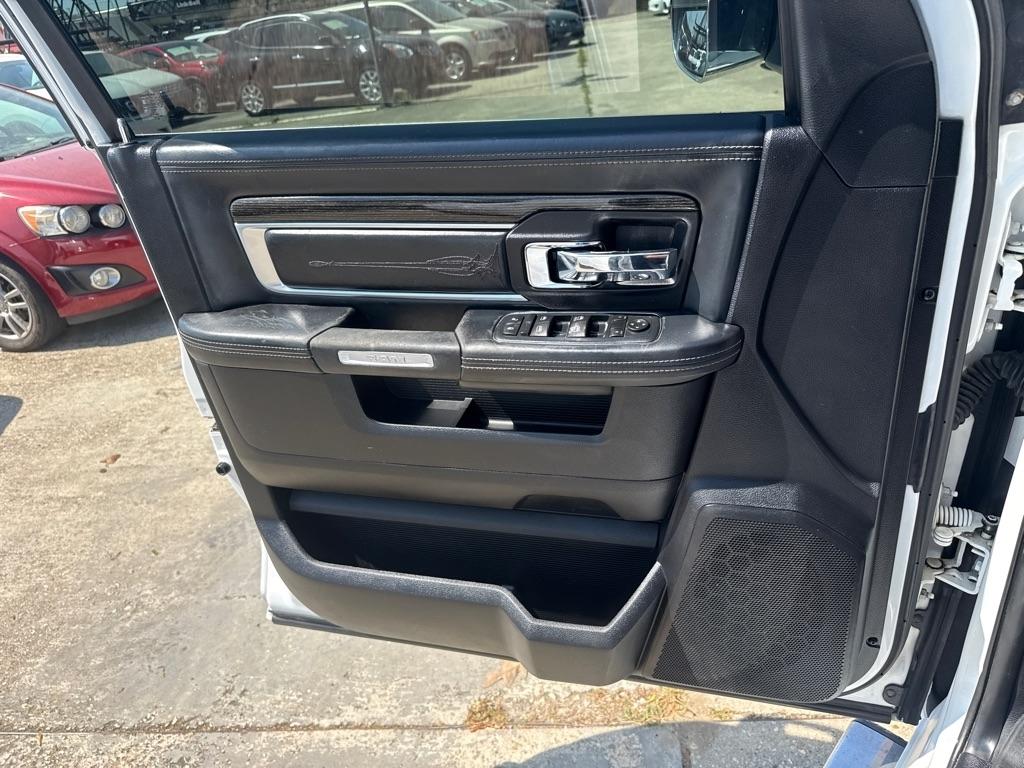 RAM 3500 4WD Crew Cab 169" Longhorn Limited 2016