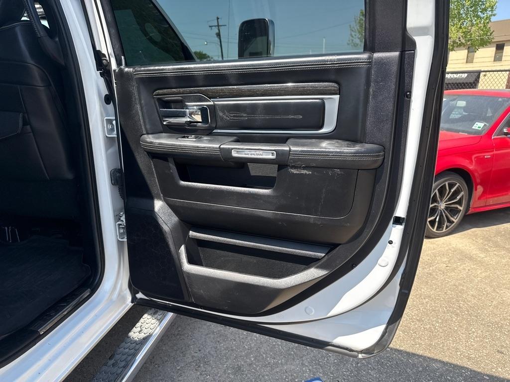 RAM 3500 4WD Crew Cab 169" Longhorn Limited 2016