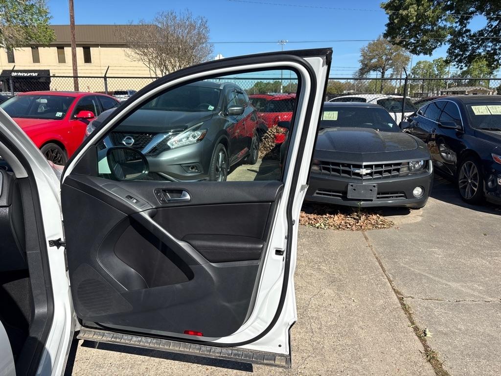 Volkswagen Tiguan 2.0T Wolfsburg Edition FWD 2017