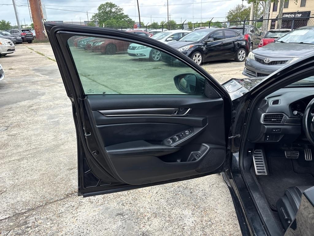 Honda Accord Sedan Sport 2.0T Auto 2018