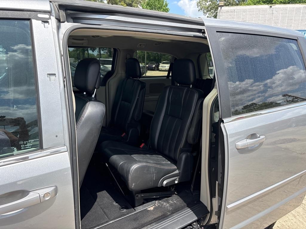 Chrysler Town & Country 4dr Wgn LX 2015