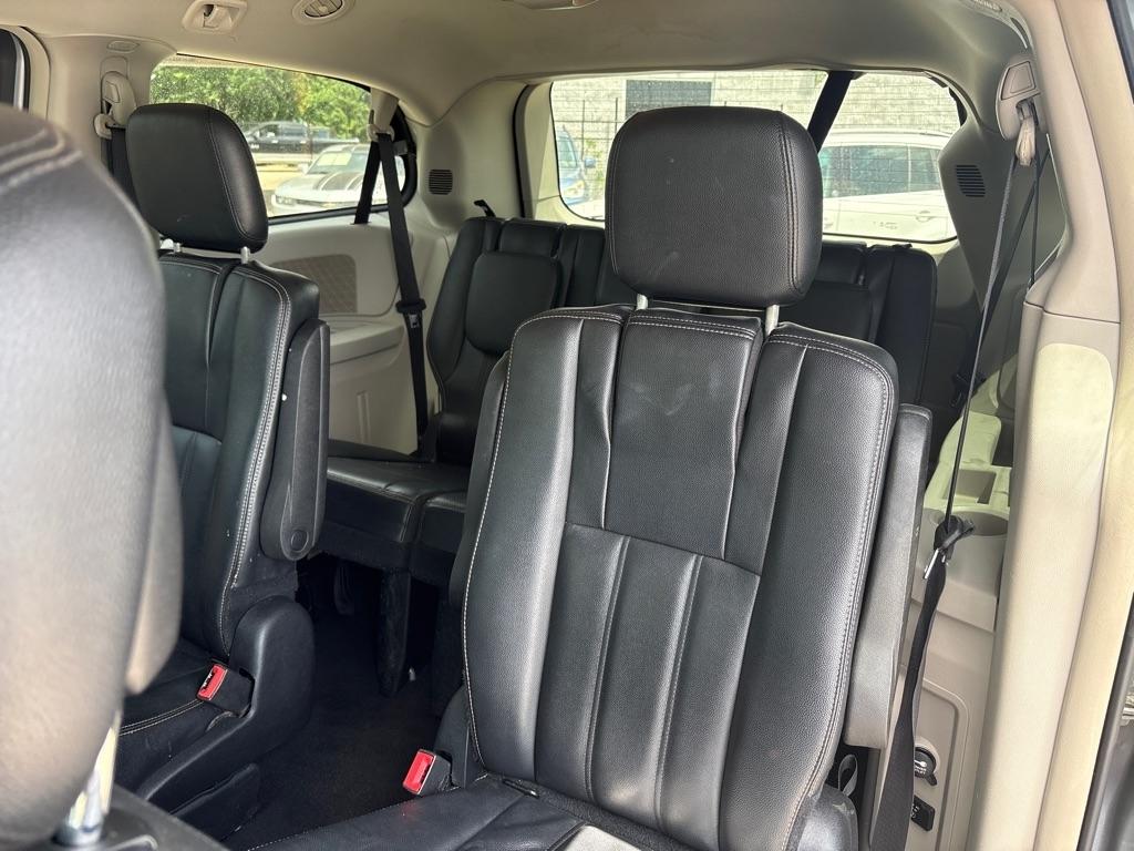 Chrysler Town & Country 4dr Wgn LX 2015