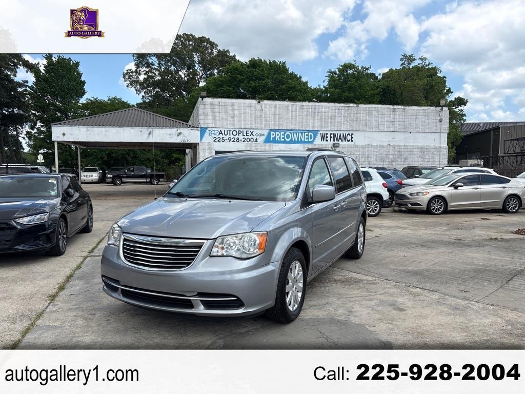Chrysler Town & Country 4dr Wgn LX 2015