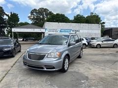 2015 Chrysler Town & Country 