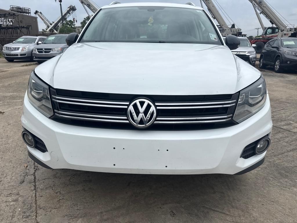 Volkswagen Tiguan 2.0T Sport FWD 2017