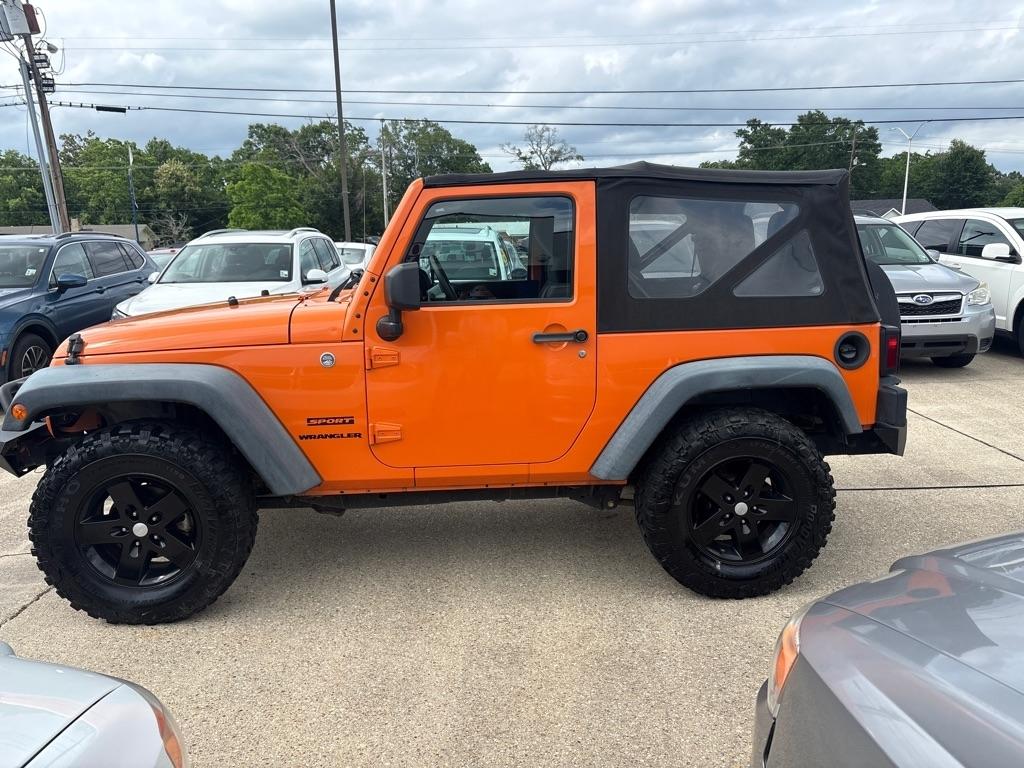 Jeep Wrangler 4WD 2dr Sport 2012